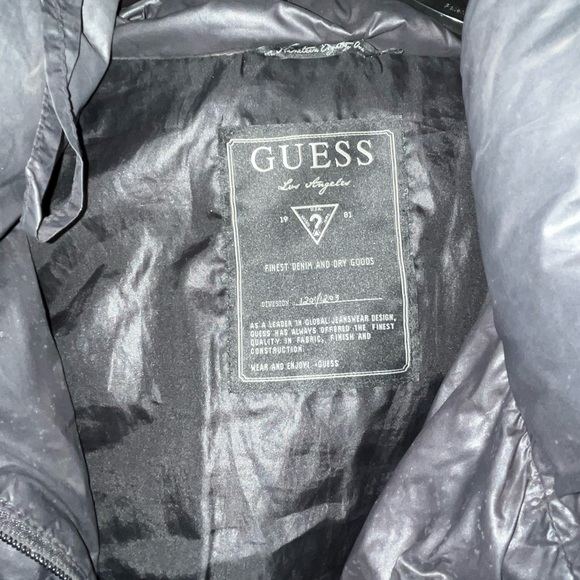 Guess Puffer Jacket - Picture 2 of 5